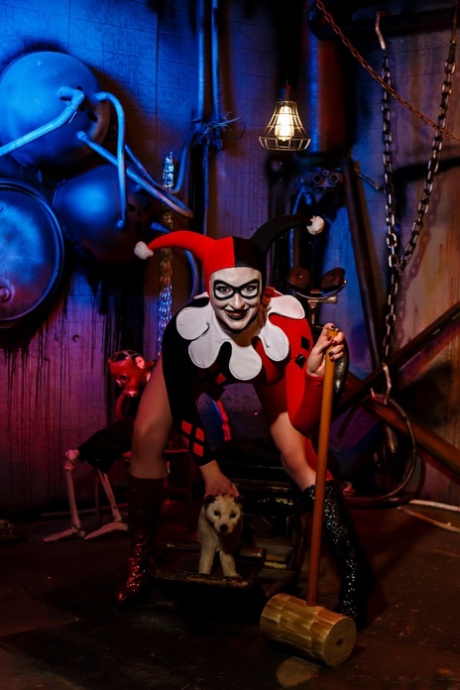 Harley Quinn modelka seksowna kolekcja